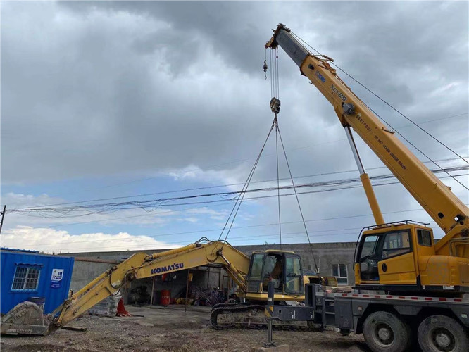 霍州市25吨吊车的工作半径是多少？